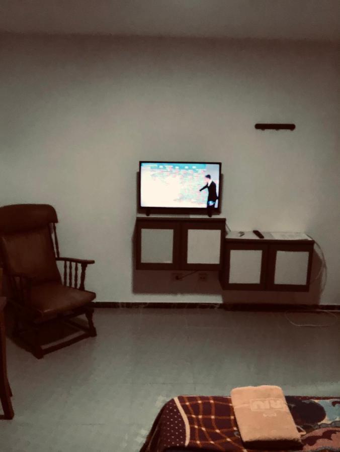 La Casa Del Primo Yo Trabajo Y Tu Beneficio Villa Arinaga Dış mekan fotoğraf