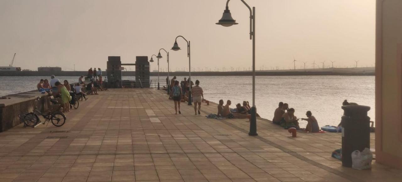 La Casa Del Primo Yo Trabajo Y Tu Beneficio Villa Arinaga Dış mekan fotoğraf