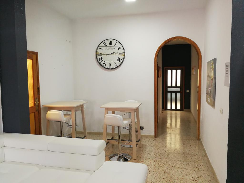 La Casa Del Primo Yo Trabajo Y Tu Beneficio Villa Arinaga Dış mekan fotoğraf
