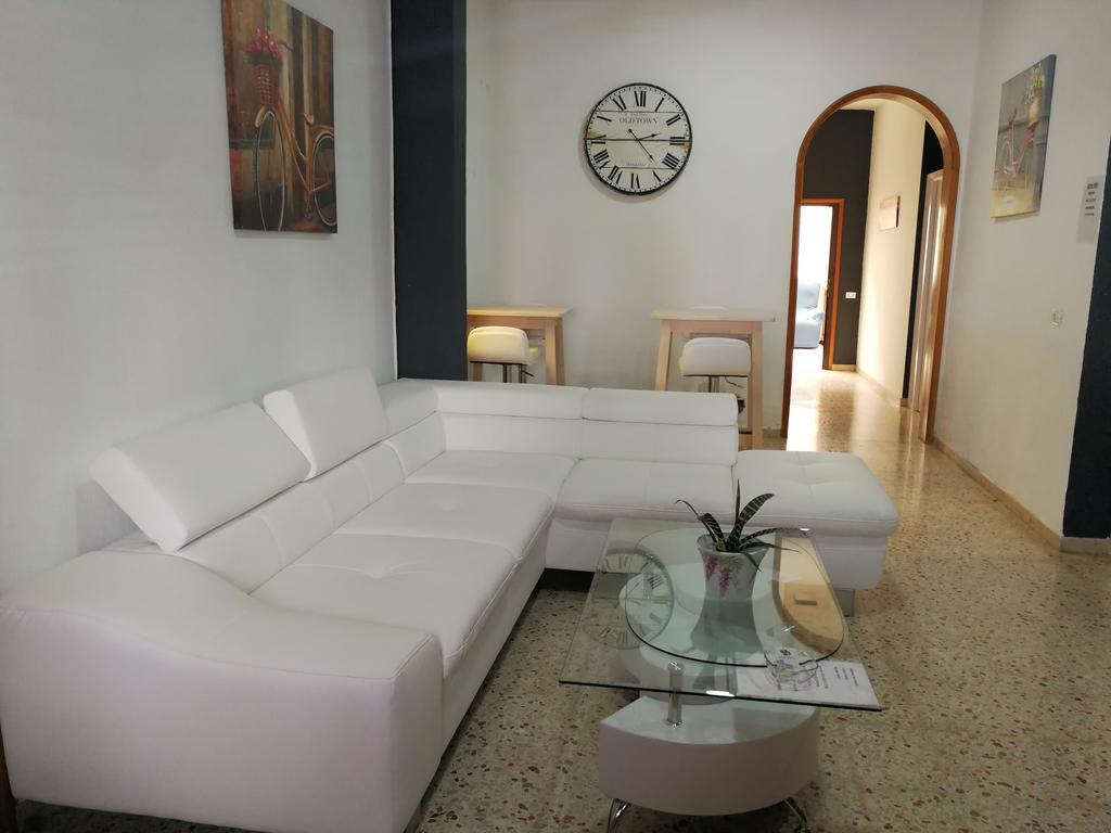 La Casa Del Primo Yo Trabajo Y Tu Beneficio Villa Arinaga Dış mekan fotoğraf