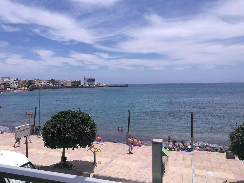 La Casa Del Primo Yo Trabajo Y Tu Beneficio Villa Arinaga Dış mekan fotoğraf